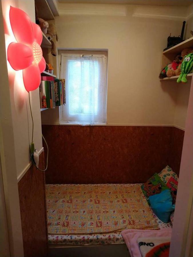 Liliana Vendeghaz Apartment Balatonfuzfo Exterior photo